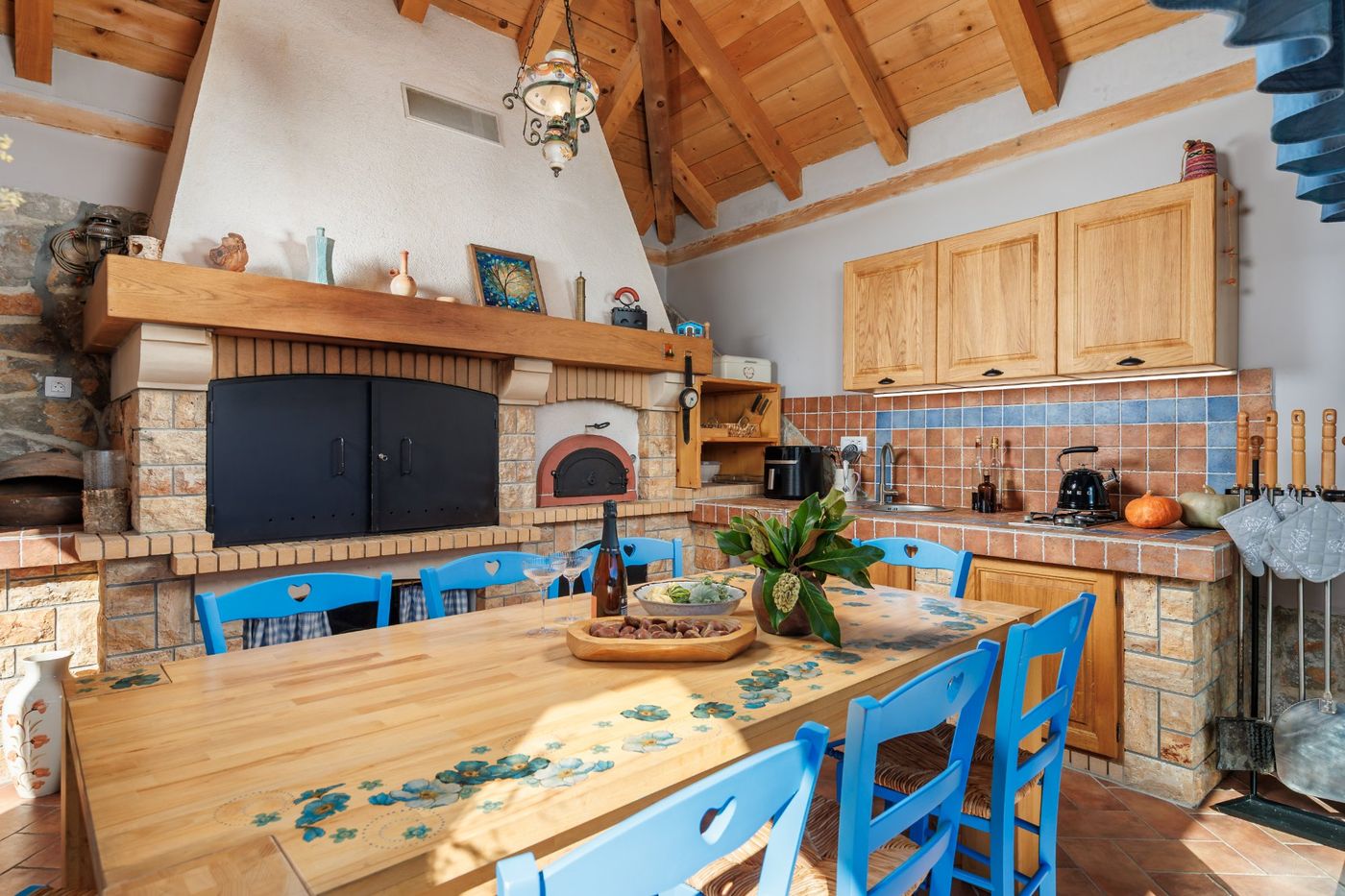 Fully equipped kitchen Hillside Lodge Fužine